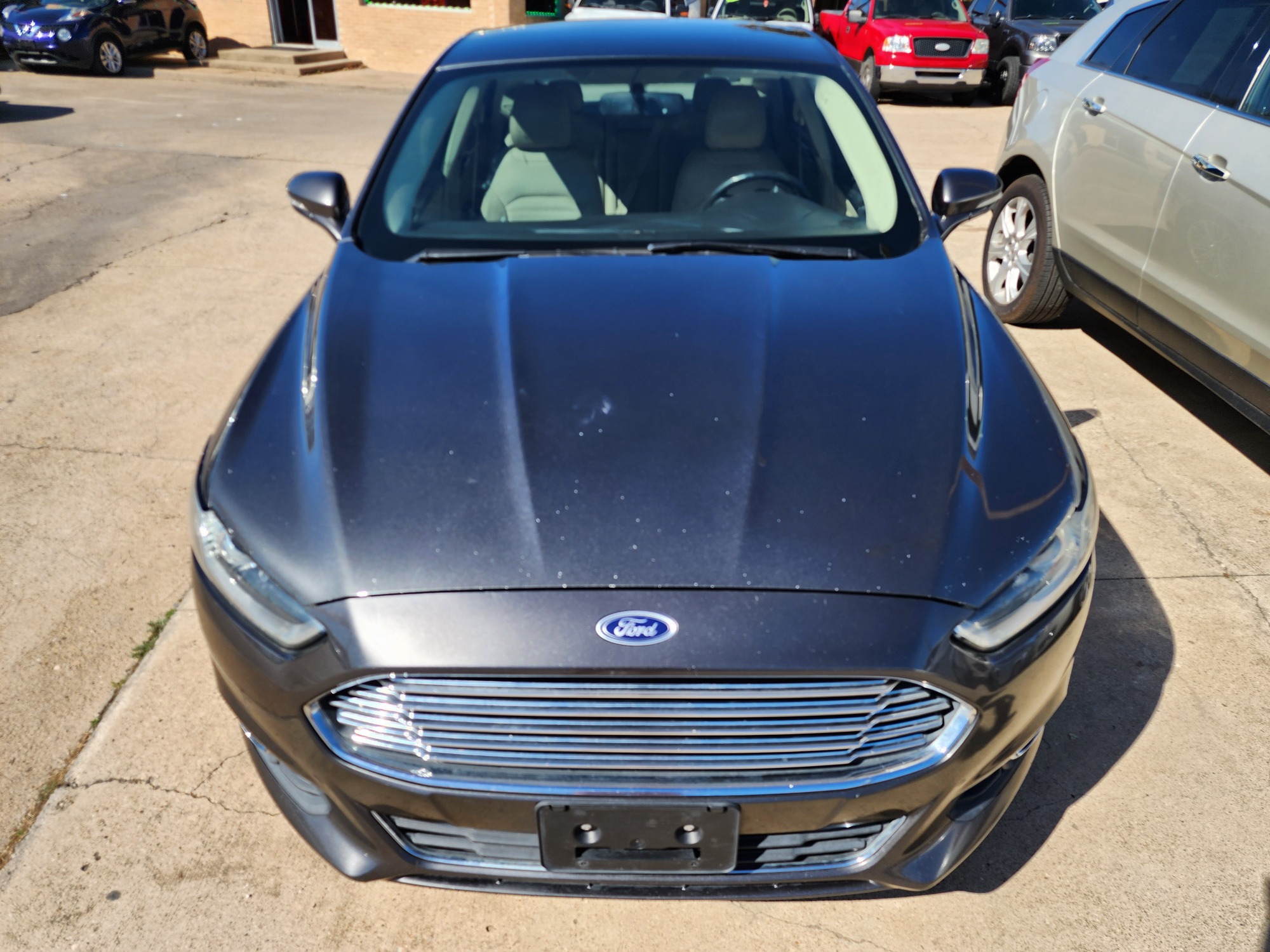 2015 GRAY /BEIGE Ford Fusion SE (3FA6P0HD4FR) with an 1.5L L4 DOHC 16V engine, AUTO transmission, located at 2660 S.Garland Avenue	, Garland, TX, 75041, (469) 298-3118, 32.885387, -96.656776 - Photo #8